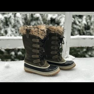 Sorel Women’s Joan of Arc waterproof boots